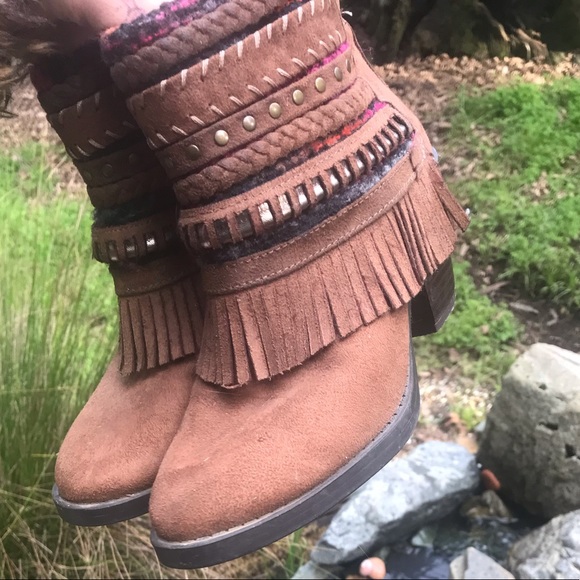 Shoes - Tan Fringe Multicolor Festival Booties
